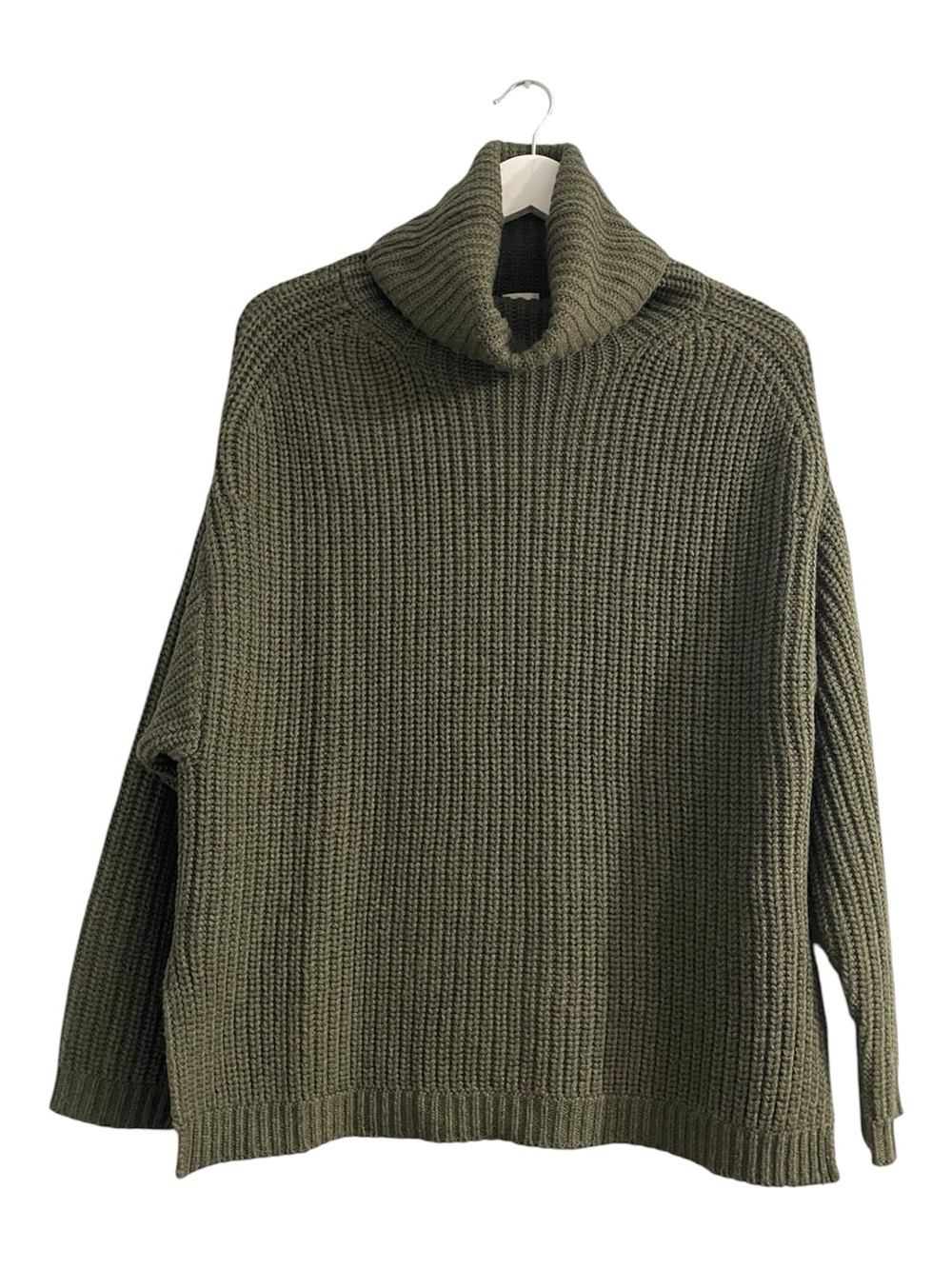 Poetry wool Turtleneck Chunky Knit Sweater - Olive Green oversized fisherman